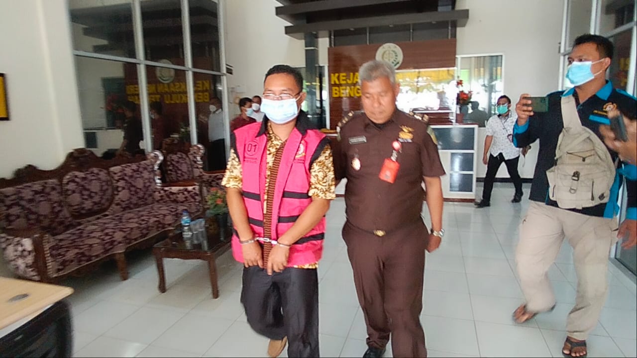 2 Kali Mangkir, Kades Tanjung Raman Kabupaten Benteng Ditahan