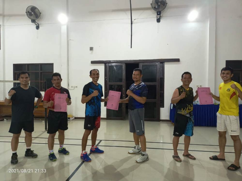 Polres Kaur dan PWI Gelar Turnamen Badminton