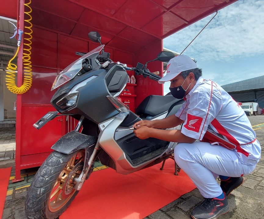 Promo Paten Untuk Sepeda Motor Honda di AHASS
