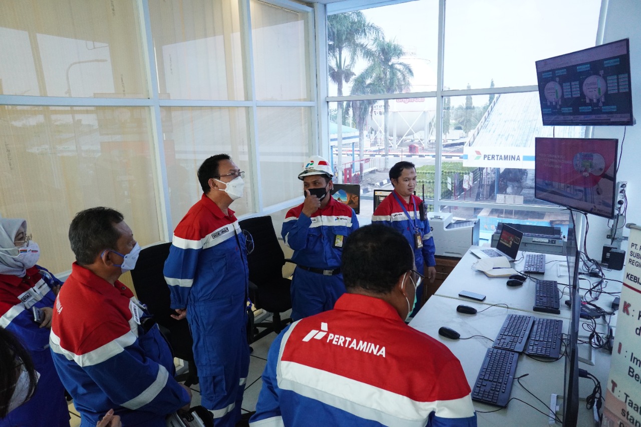 Kunjungi Depot LPG Pulau Layang dan IT Palembang, Ahok Ingin Pastikan Distribusi Berjalan Optimal