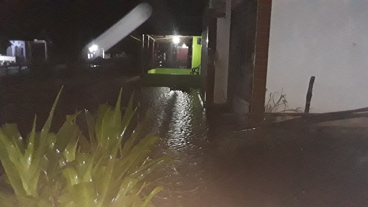 Rumah 2 Dusun di Benteng Kebanjiran