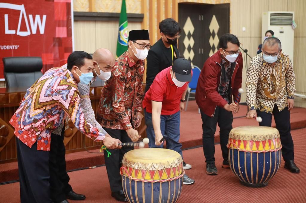 Festival Of Law Ajang Peminatan Ormawa