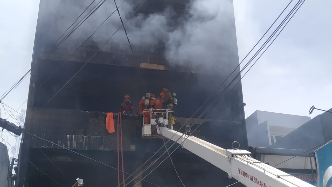 Seorang Korban Khatulistiwa Berhasil Dievakuasi