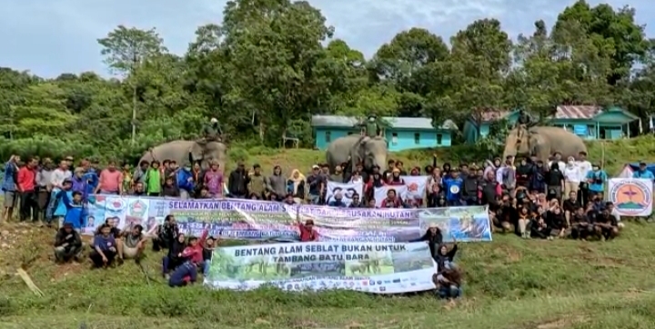 Tolak Pertambangan di  TWA!