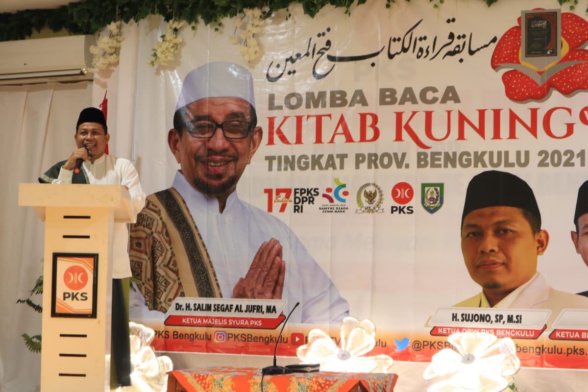 PKS Gelar Lomba Baca Kitab Kuning