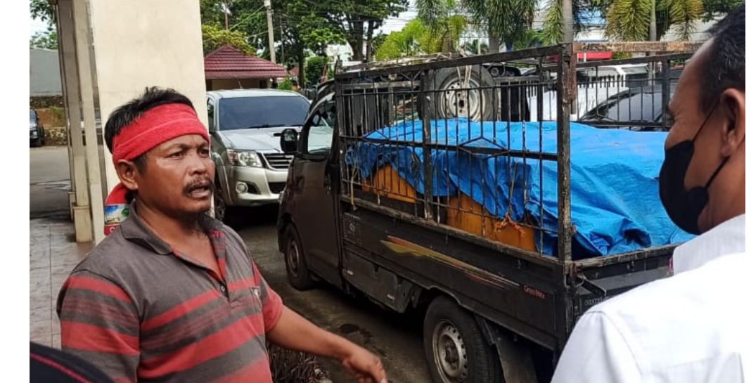 Penjual Daging Babi Diminta Lengkapi Berkas