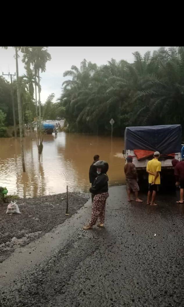 Jalan Lintas Belum Bisa Dilewati