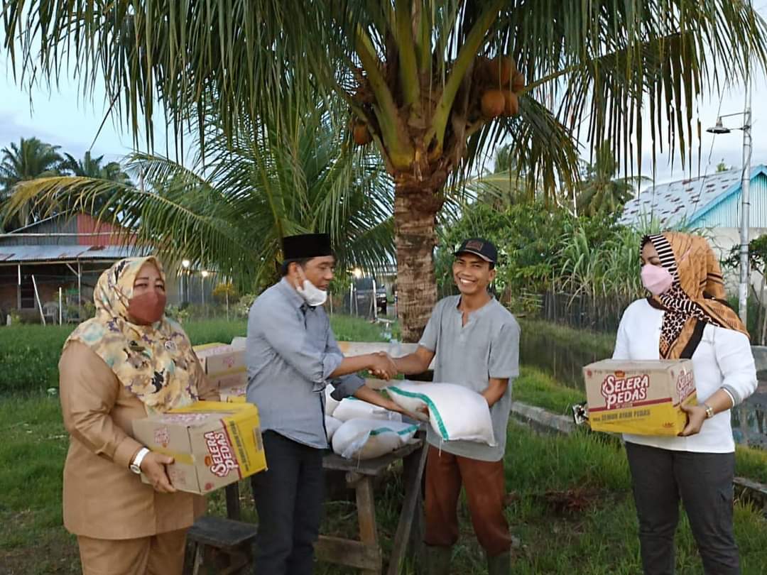 Dediyanto dan Pemkot Salurkan Bantuan Korban Banjir