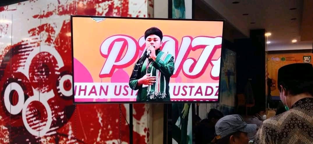 Adi Gunawan (20), Khotib Muda Berprestasi