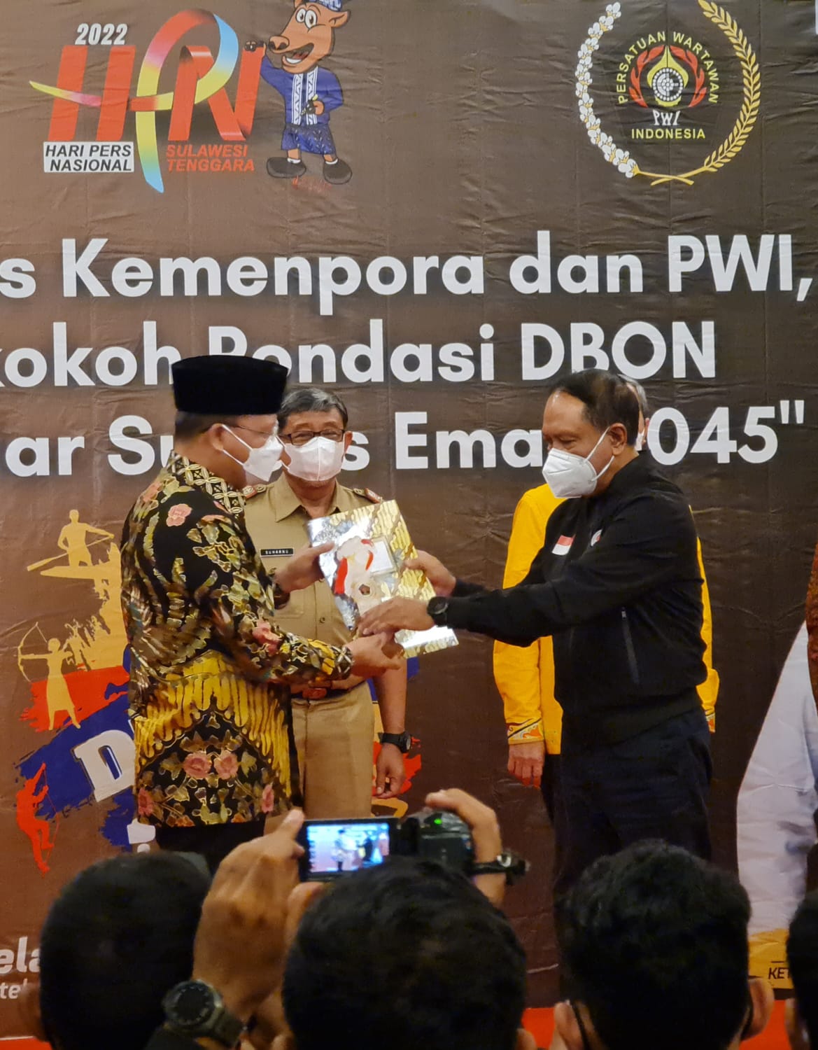 Menpora Nobatkan Gubernur Bengkulu Inisiator Olahraga Nasional
