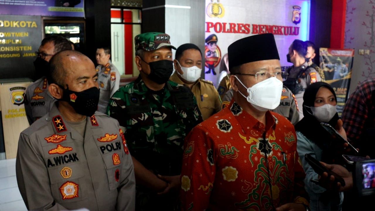 Gubernur Minta Supplier Tidak Timbun Kedelai