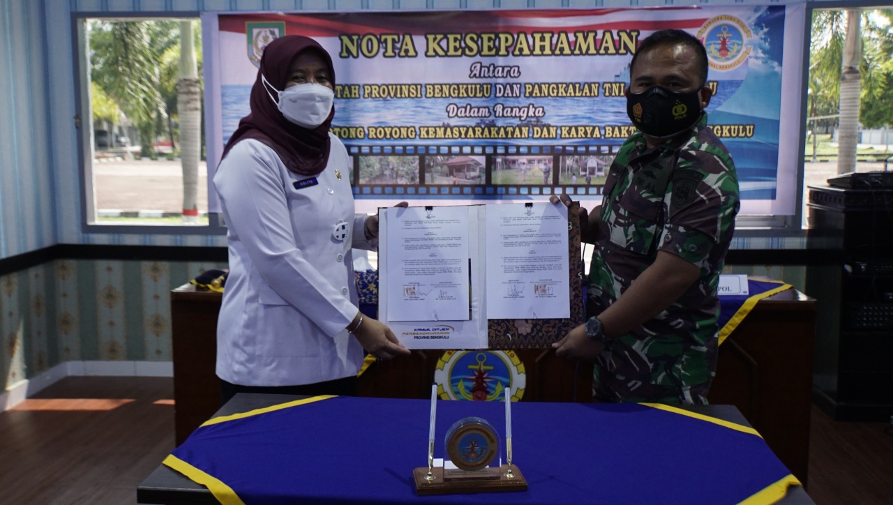 Lanal Tandatangani Nota Kesepahaman dengan Kesbangpol 