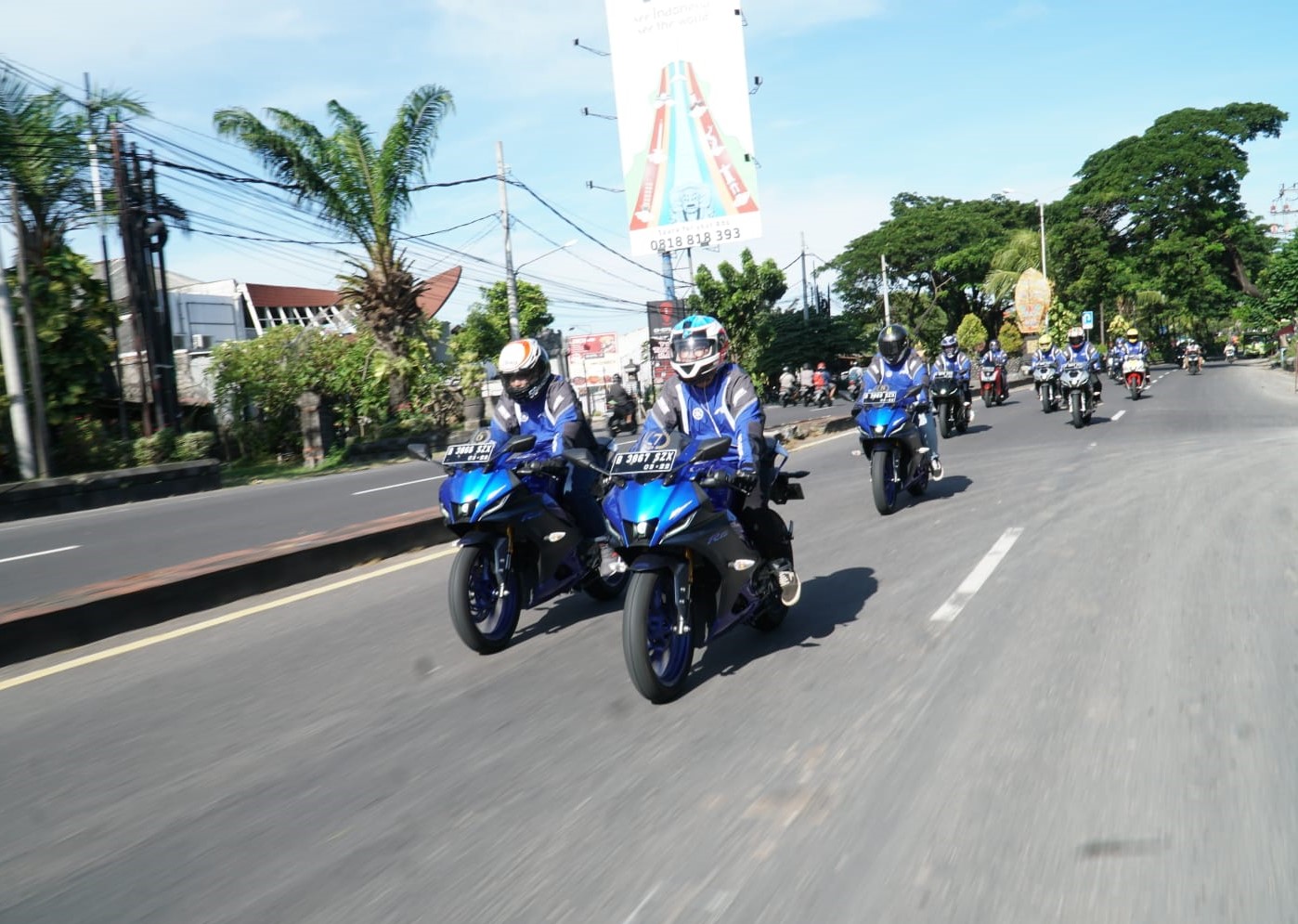 Puncak Pelaksaan BLU CRU Fun Riding “Road To Mandalika”, Jajal All New R15 Connected Di Bali Dan L