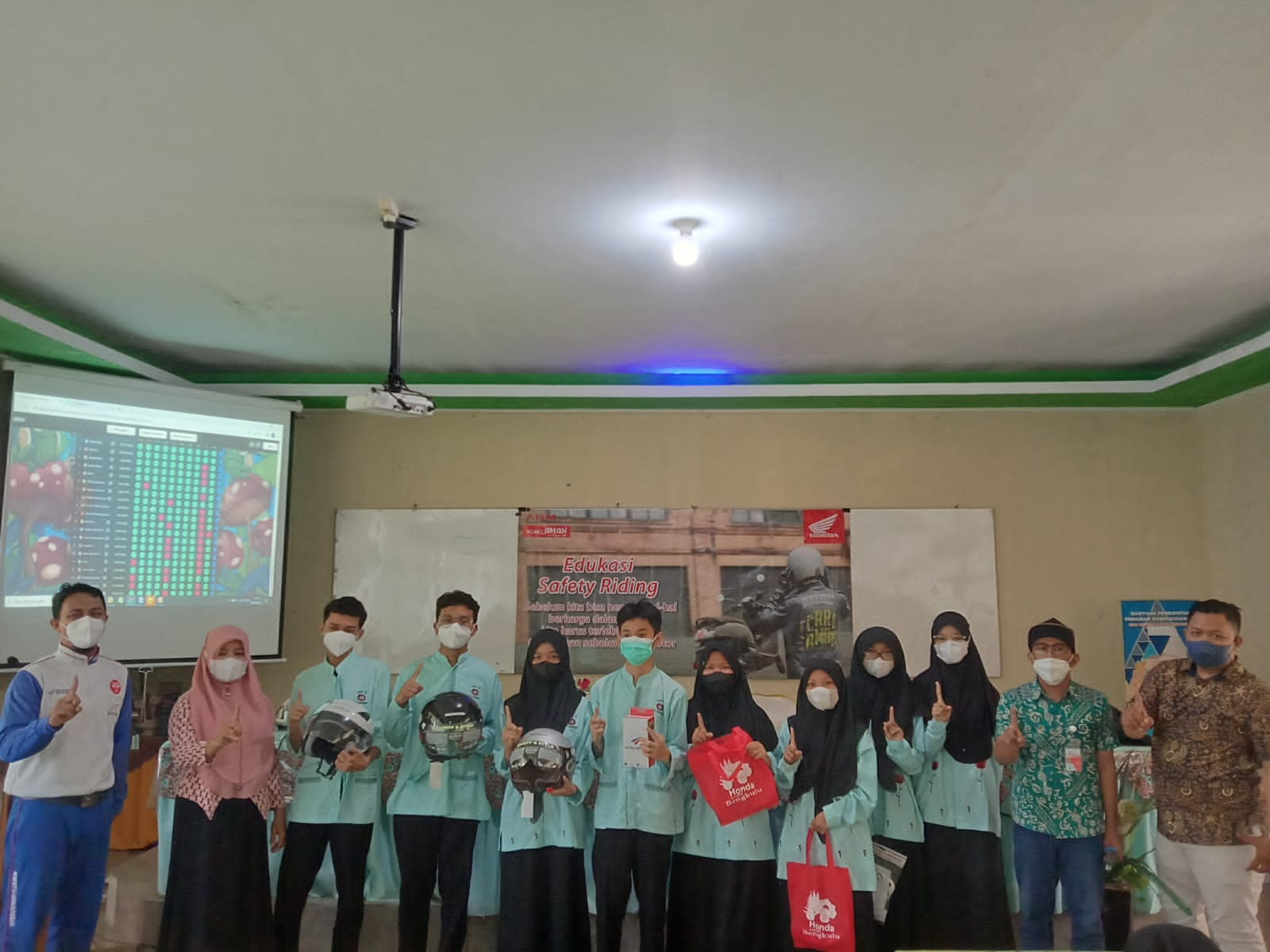 Edukasi Safety Riding di SMAN 4 Kota Bengkulu