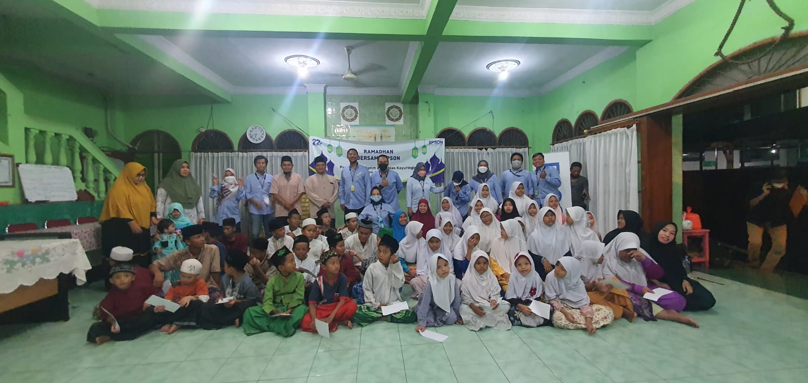 Berbagi Kebahagian, PT Epson Indonesia Beri Santunan dan Salurkan Bantuan