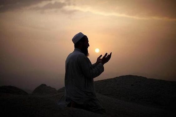 Doa Pasti Dikabulkan! Berikut Amalan Doa-doa Saat Malam Lailatul Qadar 