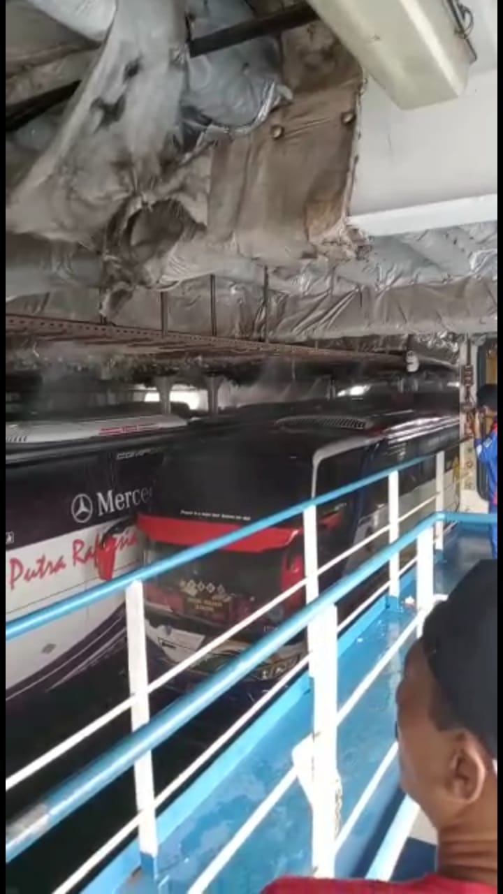 Bus Putra Rafflesia di Kapal Ferry yang Terbakar Jurusan Bandung-Bengkulu, Pihak Loket Tunggu Kabar