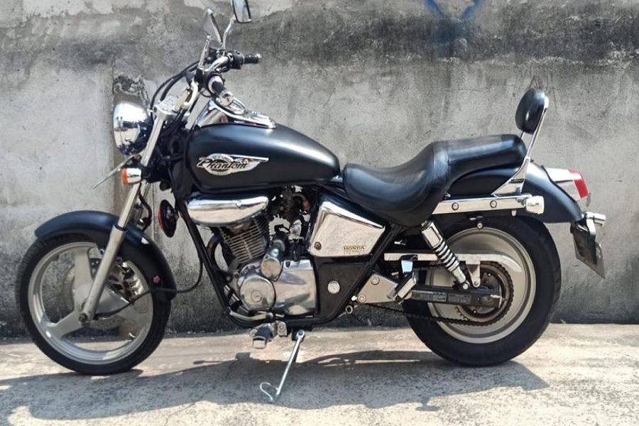 Honda Phantom 200 Cruiser Motor ‘Hantu’ yang Memikat Hati Penggemar!