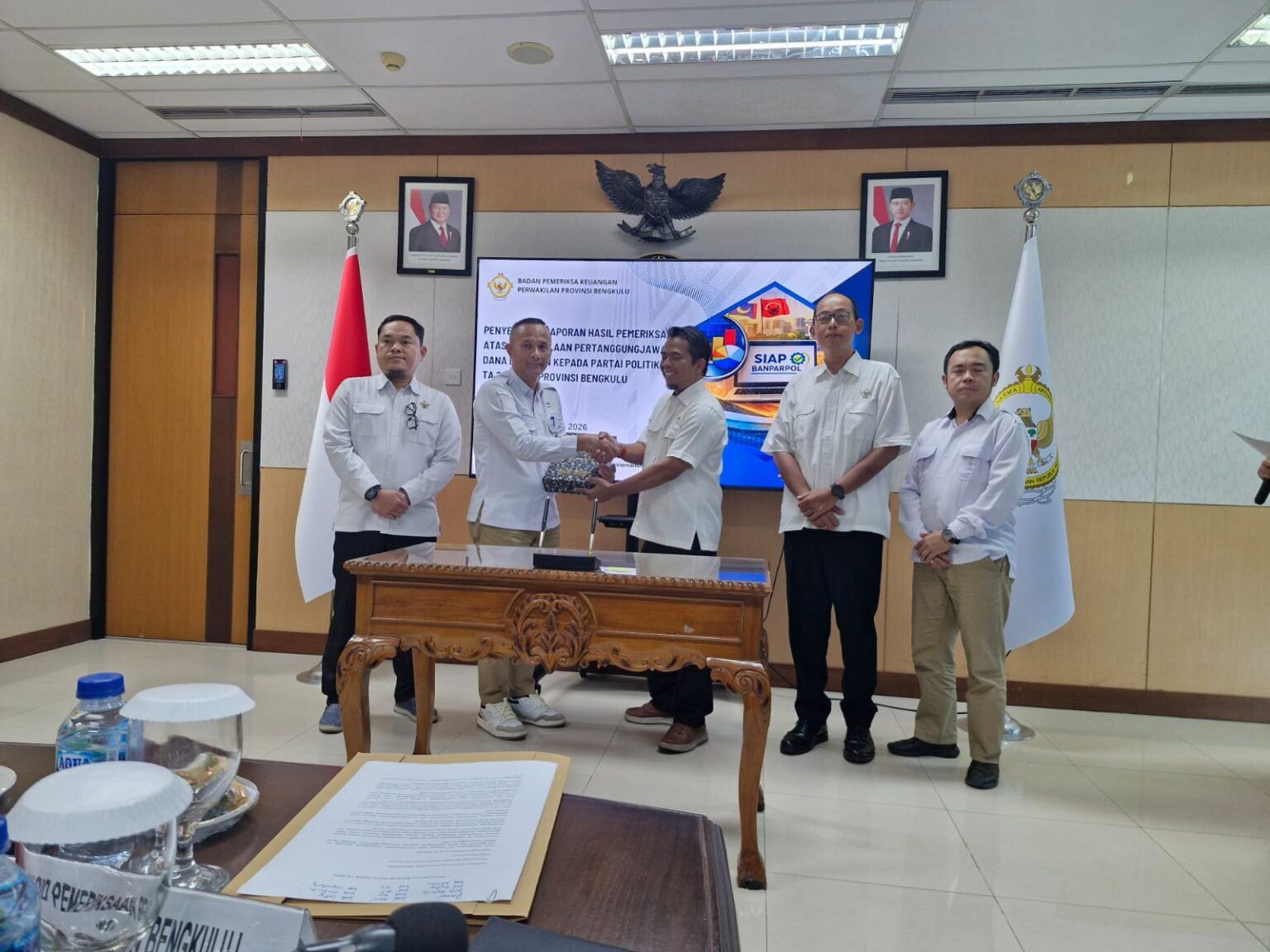 Terima LHP Banpol 2025, Kesbangpol Kota Bengkulu Pastikan ...