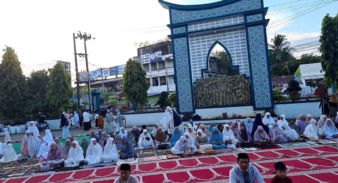 21 Masjid Gelar Salat Id Lebih Awal di Bengkulu Selatan