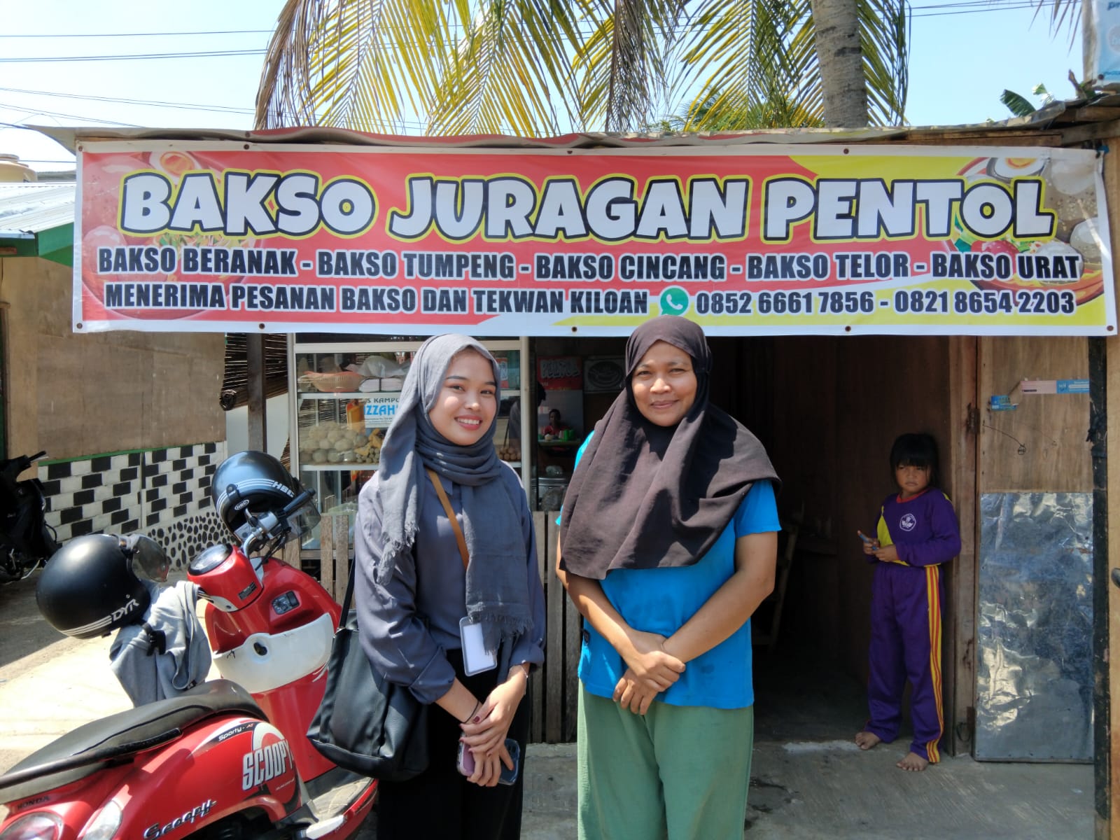 Warung Juragan Pentol: Tempat Favorit Mahasiswa Bengkulu untuk Menikmati Bakso Murah dan Enak