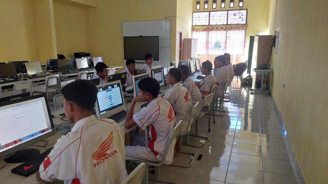 Asah Kreativitas Digital Siswa SMK, Astra Motor Bengkulu Dukung Online Bootcamp SMKreator