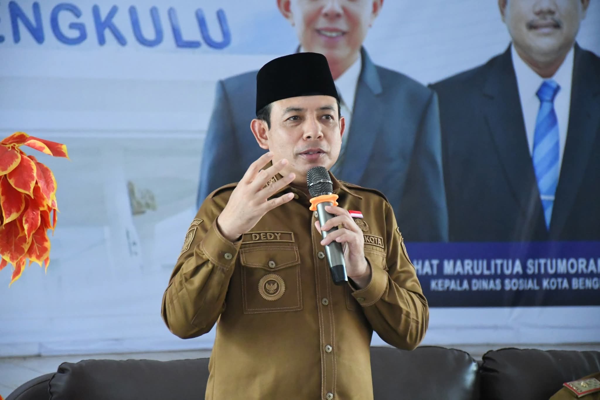 Usai Gempala, Wali Kota Siapkan Program Genambah untuk Penghijauan Kota Bengkulu