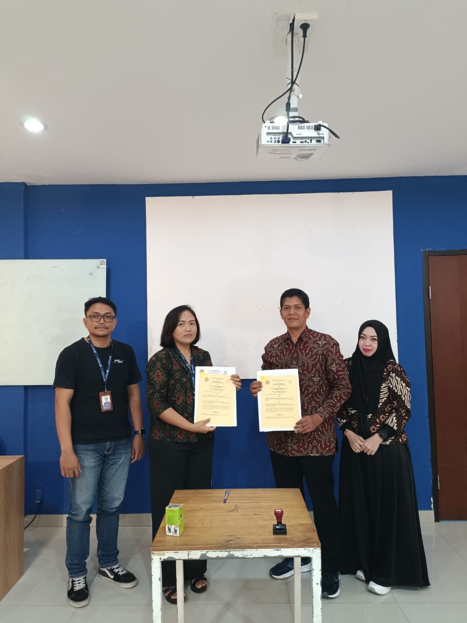 Fakultas Ilmu Komputer Universitas Dehasen Bengkulu Teken MoA dengan FTID Primakara University Bali