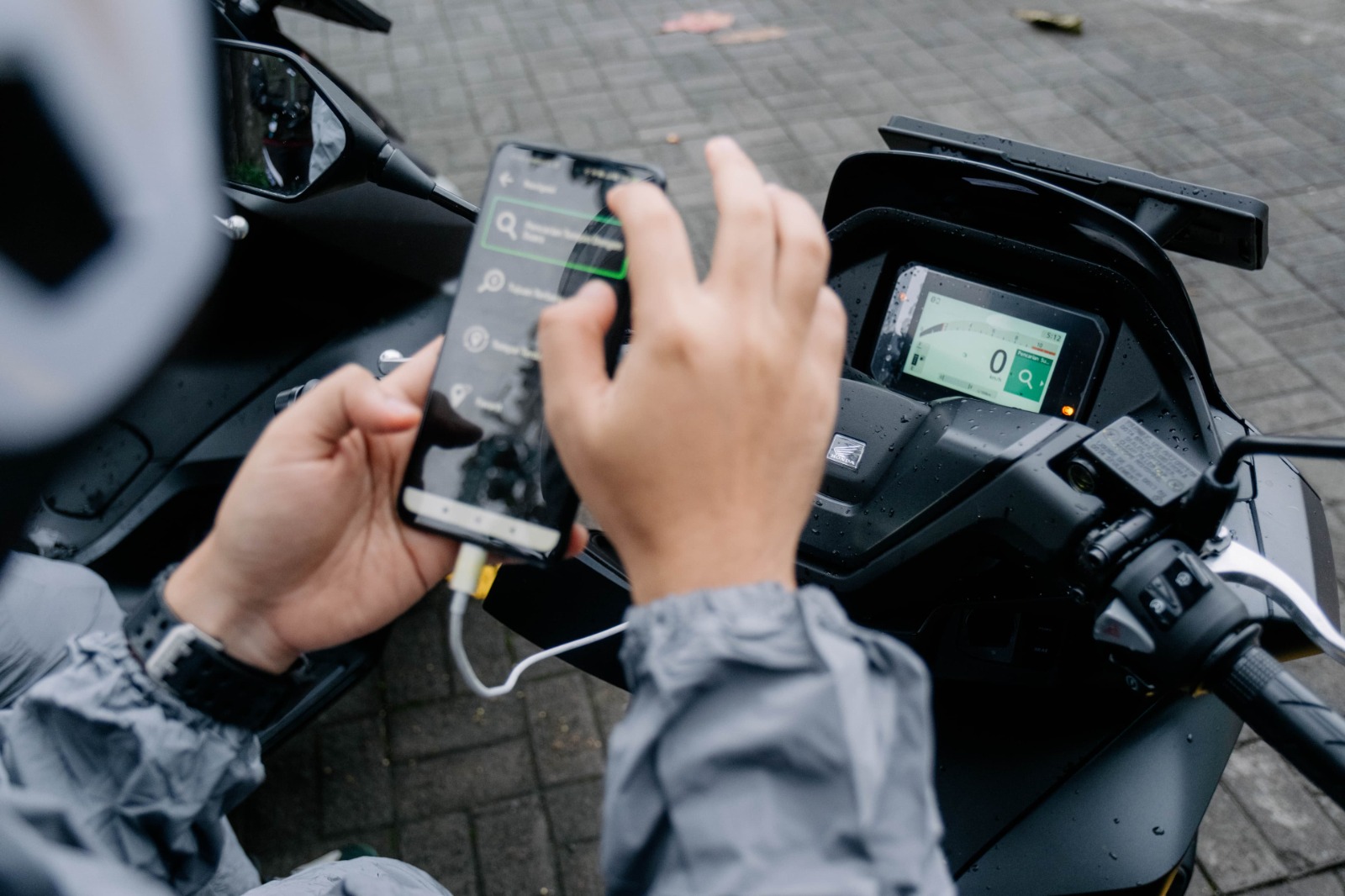 Terbaru dari Honda PCX160, Tetap Terkoneksi dan Bebas Ribet dengan Honda RoadSync