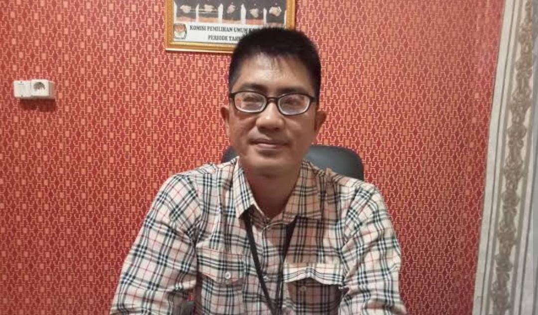 KPU Kota Bengkulu Santuni 8 Orang KPPS yang Sakit dan Kecelakaan Selama Pemilu 2024