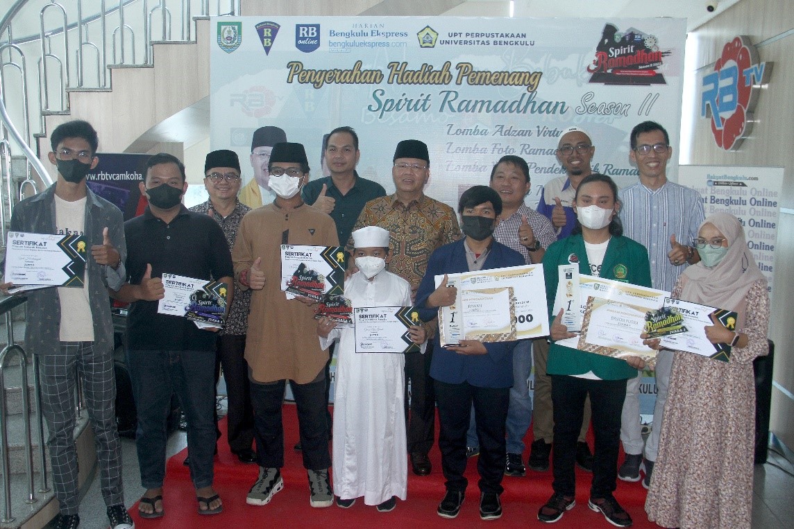 Pemenang Lomba Terima Hadiah, Gubernur Bengkulu: Semangat Ramadan Terus Dijaga   