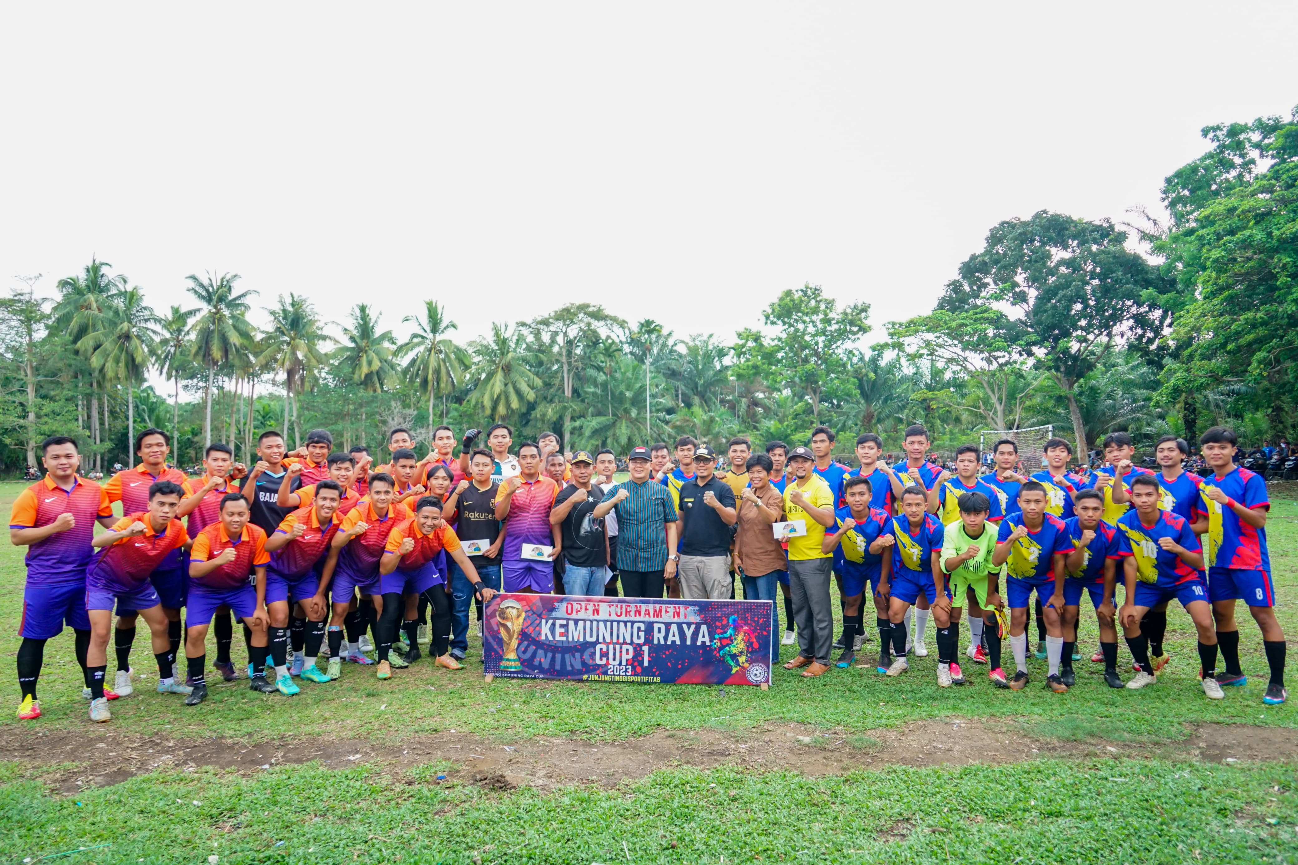 Dukung Turnamen Kemuning Raya Cup, Gubernur Rohidin Harap Lahirkan Atlet Bola Kaki Potensial
