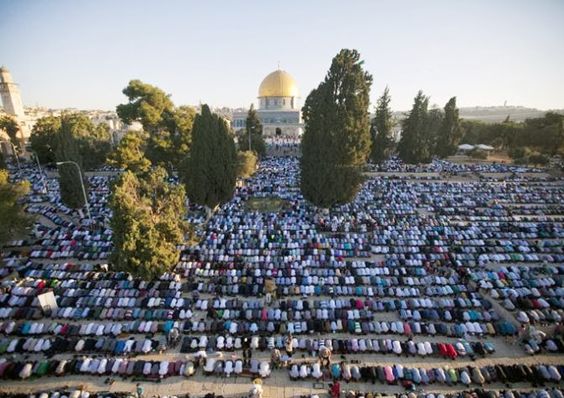 Tambah Pahala, Ini Dia 4 Amalan Sunnah Sebelum Shalat Idul Fitri 