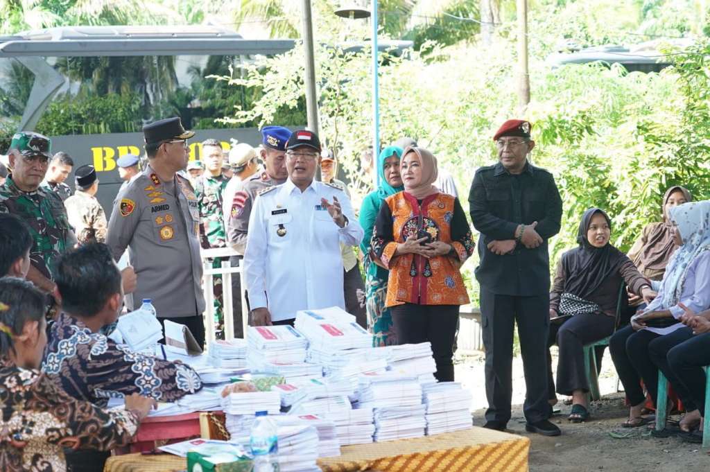 Gubernur Rohidin Tinjau Pelaksanaan Pemungutan Suara dan Kesiapan Pemilu Bengkulu 2024 