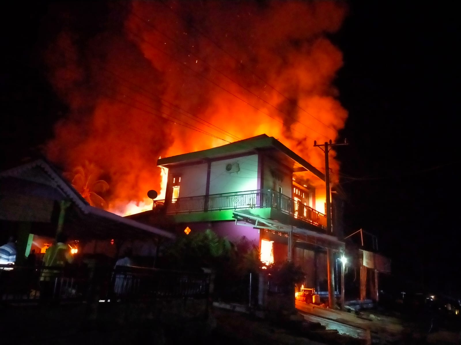 Korsleting Listrik, Rumah Warga Kaur Ludes Terbakar