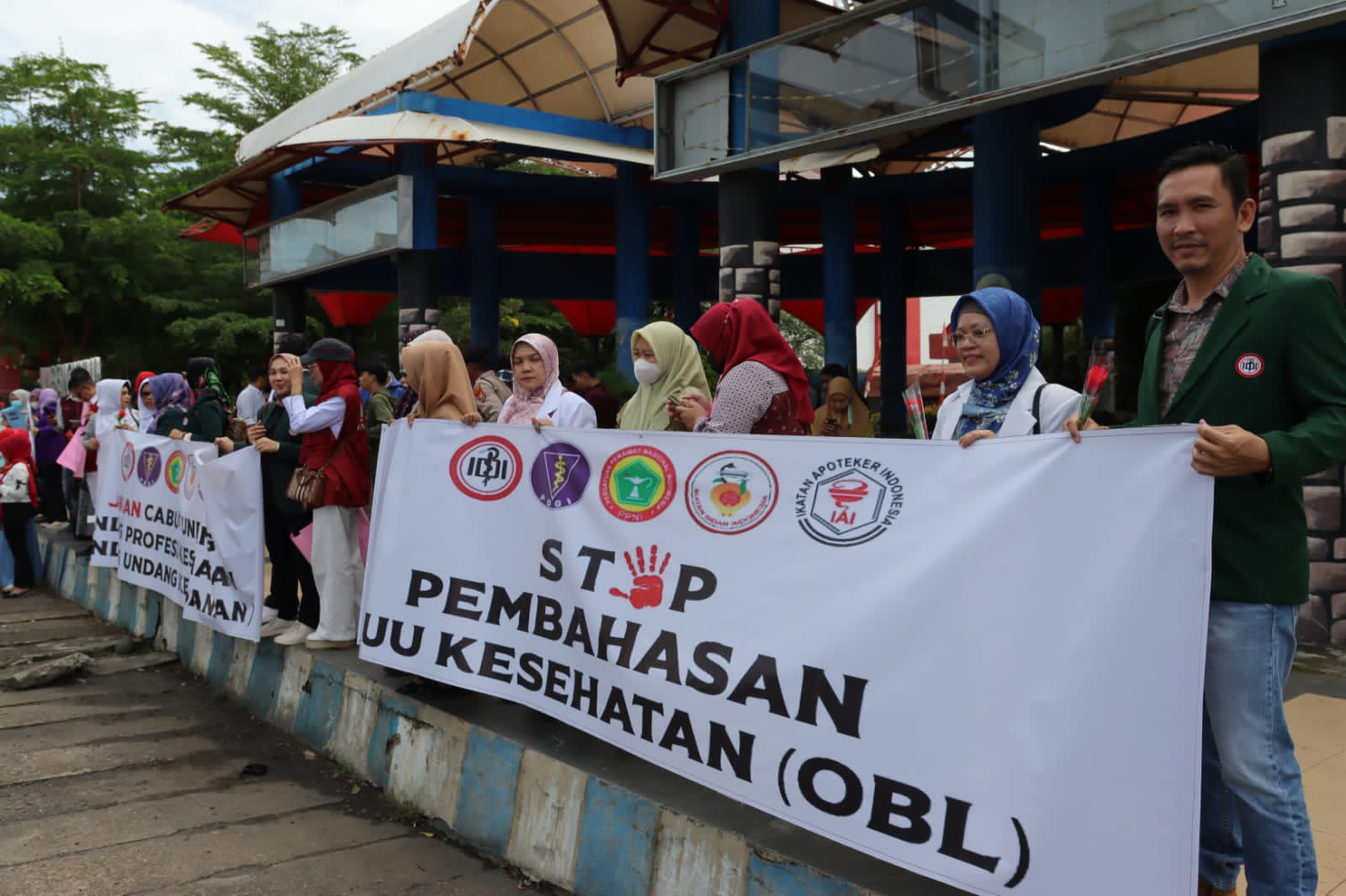 Lima Organisasi Profesi Kesehatan di Bengkulu Kompak Gelar Aksi Tolak Omnibus Law