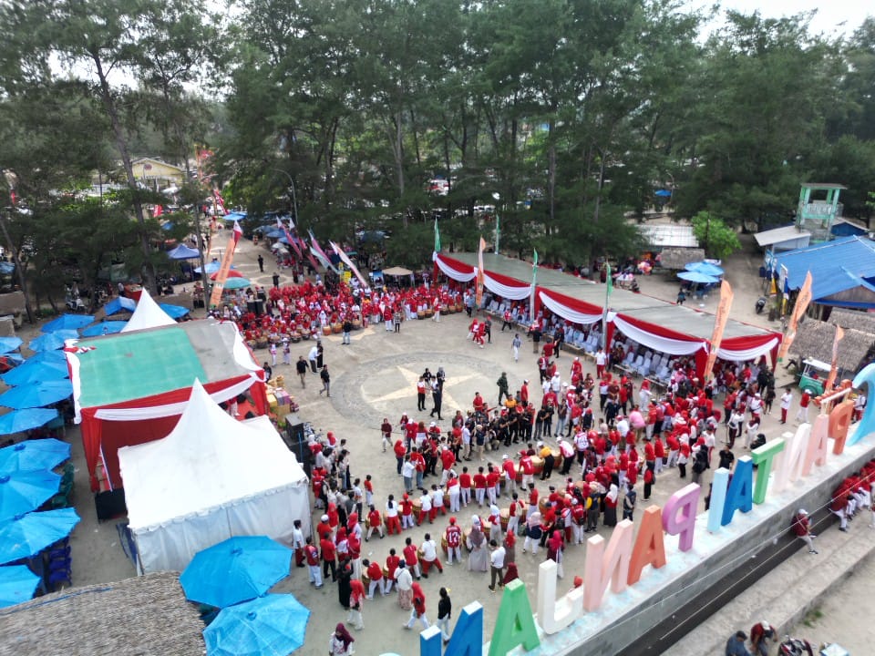 10 Ribu Pohon Kelapa Hiasi Objek Wisata Pantai Panjang Bengkulu, Pemda Digancar Rekor Muri