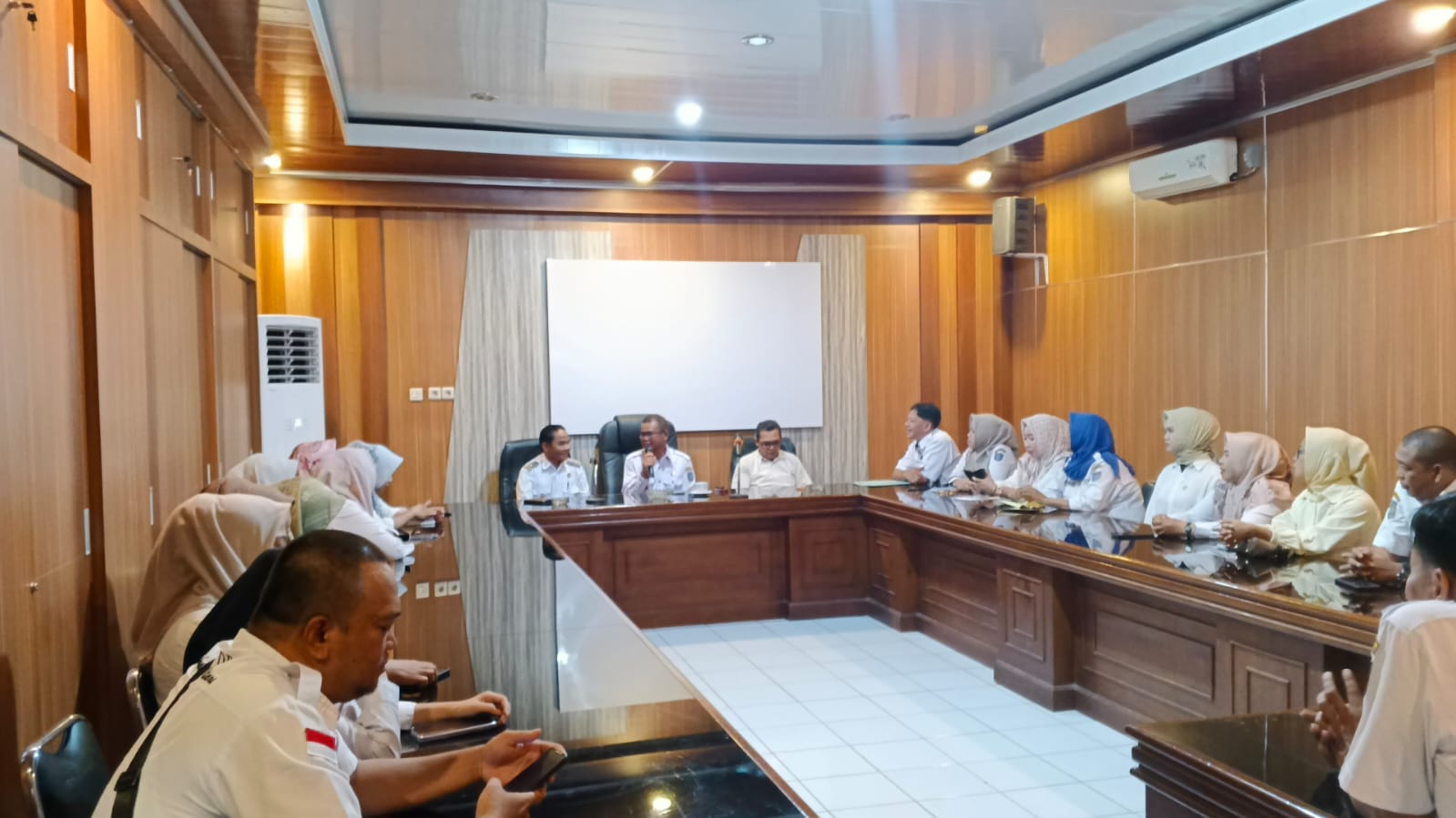 Wabup Bengkulu Utara Tinjau Sekretariat DPRD, Tekankan Optimalisasi Pelayanan Publik