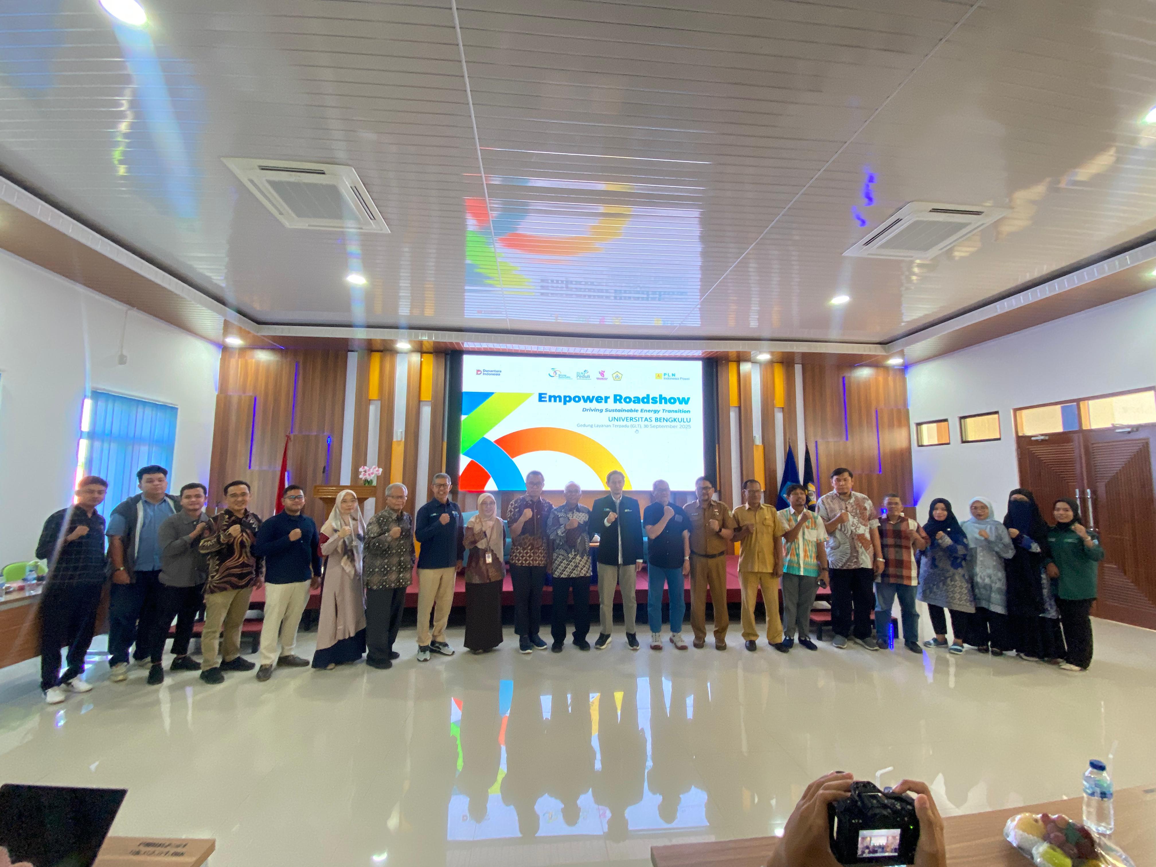 Empower Roadshow: Dorong Mahasiswa Lewat Driving Sustainable Energy Transition 
