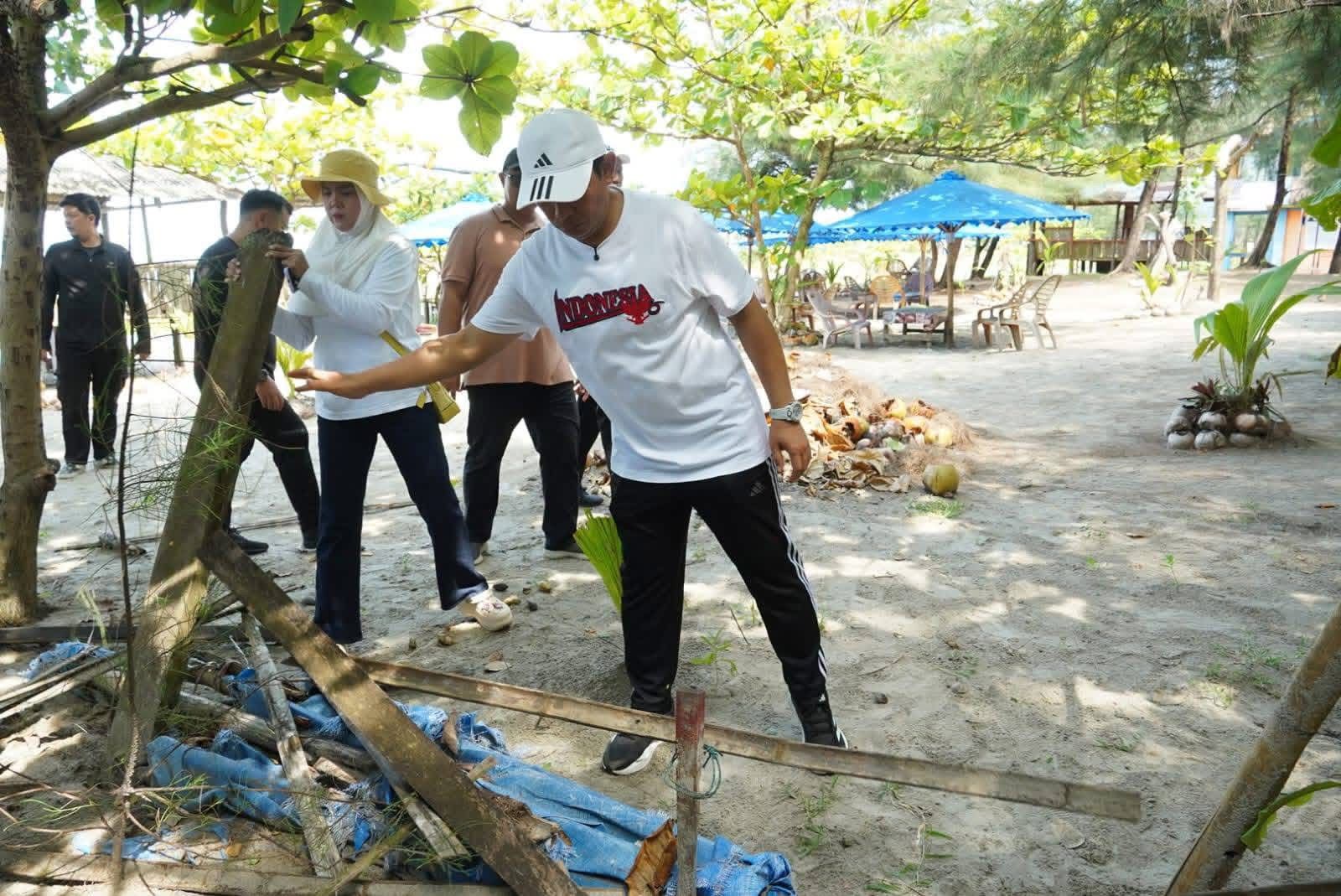 Warem di Pantai Panjang Dibongkar, Pemkot Bengkulu Tegaskan Tak Ada Toleransi
