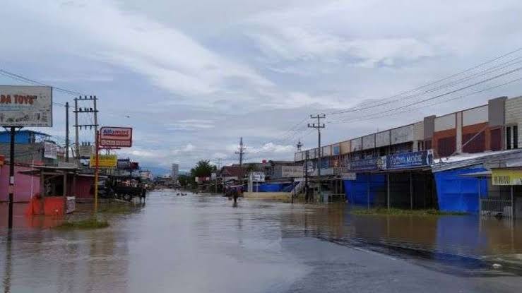 Hujan Tak Kunjung Berhenti, Warga Kota Bengkulu Mulai Khawatir Banjir