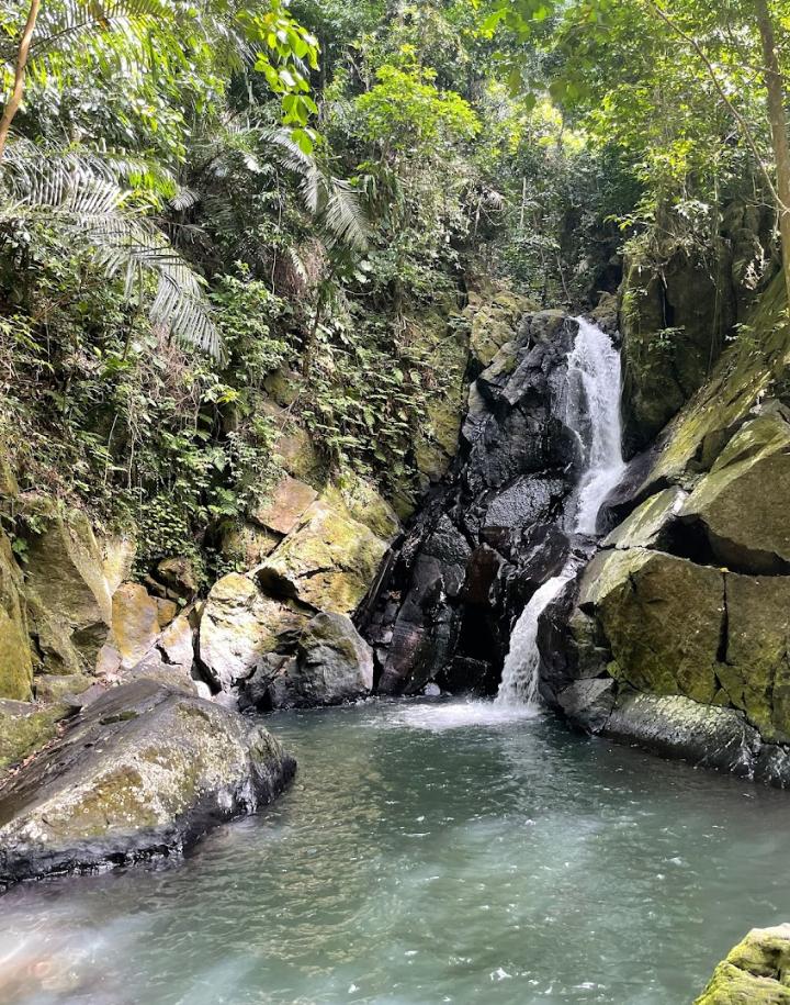 Air Terjun Pria Laot, Destinasi Wisata Tersembunyi di Pulau Weh yang Menakjubkan