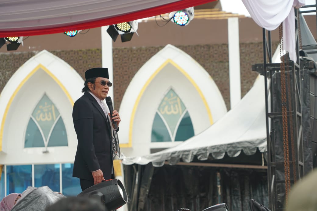 Tausiyah ke Bengkulu, Raja Dangdut Rhoma Irama Ajak Masyarakat Tingkatkan Kepedulian 