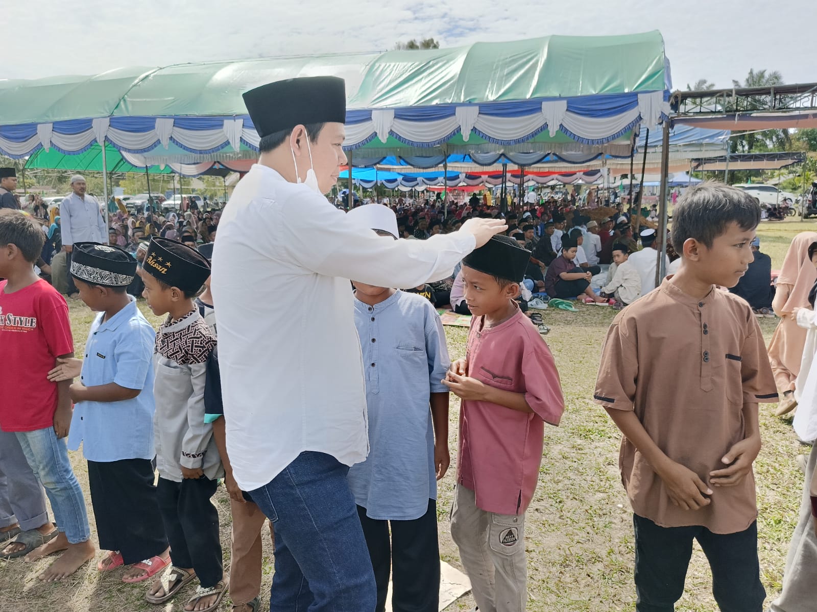 Doa Bersama Pencalonan Sultan dan Suryatati, Keluarga Besar Najamudin Undang Ribuan Masyarakat Bengkulu 