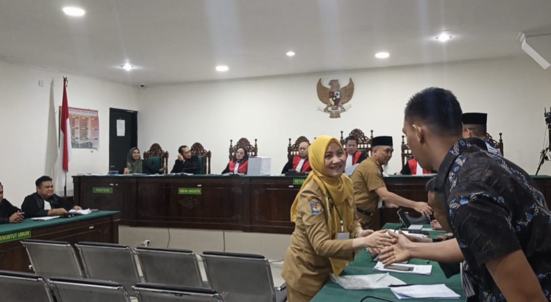 Dua Pejabat Pemprov Bengkulu Akui Setor Ratusan Juta untuk Dana Kampanye Rohidin di Persidangan KPK