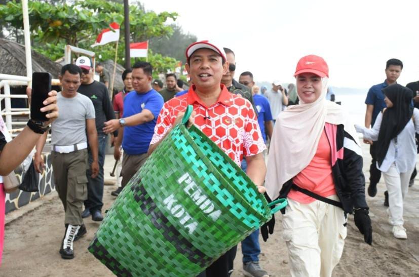 Siapkan Perda Denda, Walikota Dedy Pasang 500 Tong Sampah 'Anti Badai'