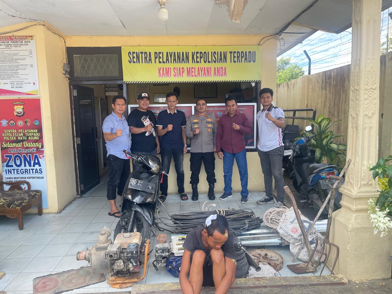 Penjaga Kuburan di Bengkulu Dibekuk Polisi, Curi Barang Rp10 Juta dan Motor Korban