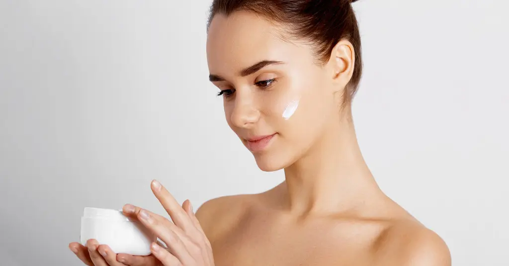 Begini Cara Memakai Skin Care Agar Hasilnya Maksimal