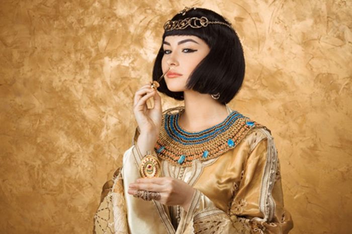 Ilmuwan Ciptakan Kembali Parfum Favorit Cleopatra, Seperti Apa Wanginya?