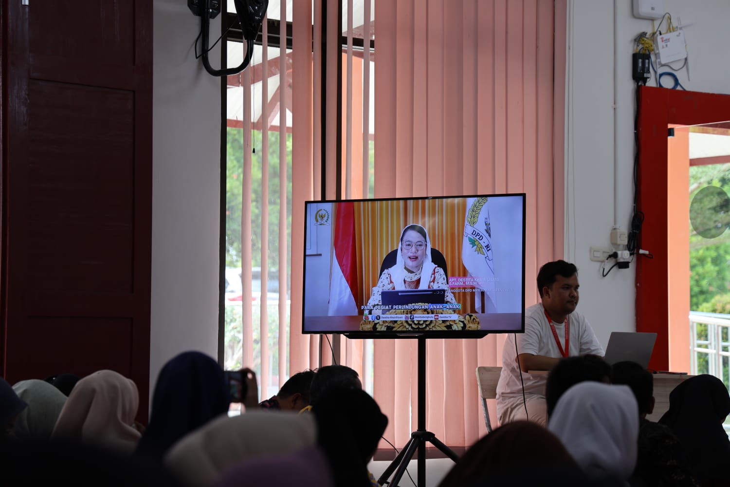Hari Anak Nasional 2025: Senator Destita Soroti Tantangan dan Hak Anak di Era Digital